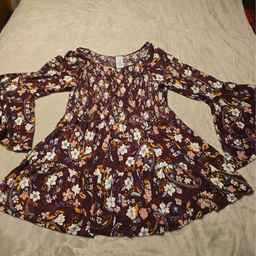 Time & Tru Shirt L Burgundy Boho Hippie Floral CottageCore Feminine Bell Sleeve